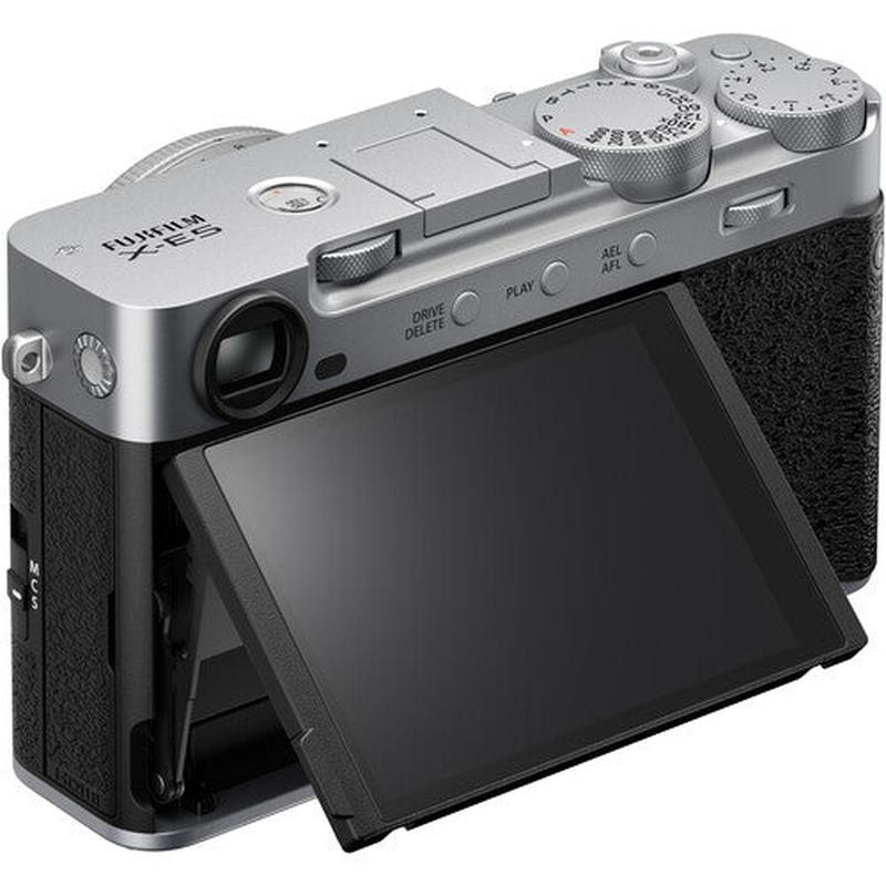 FujiFilm X-E5 Mirrorless Camera