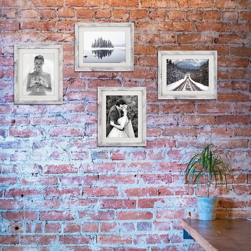 Set of 2 Distressed Wood Grain Photo Frames